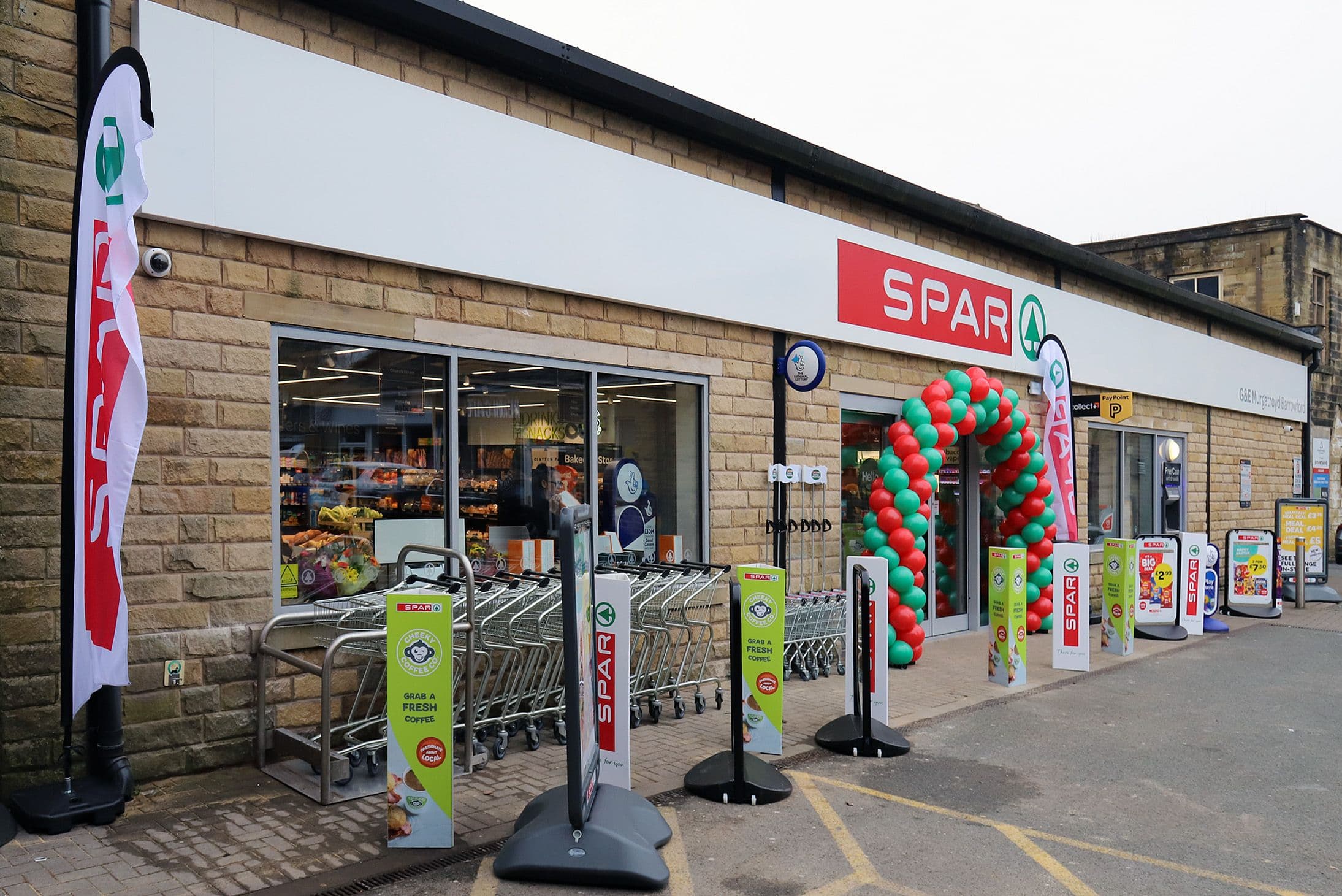Community celebrates the relaunch of SPAR Barrowford